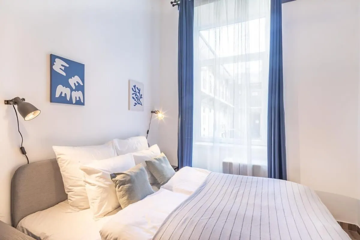 Very Center - Modern - Cute location